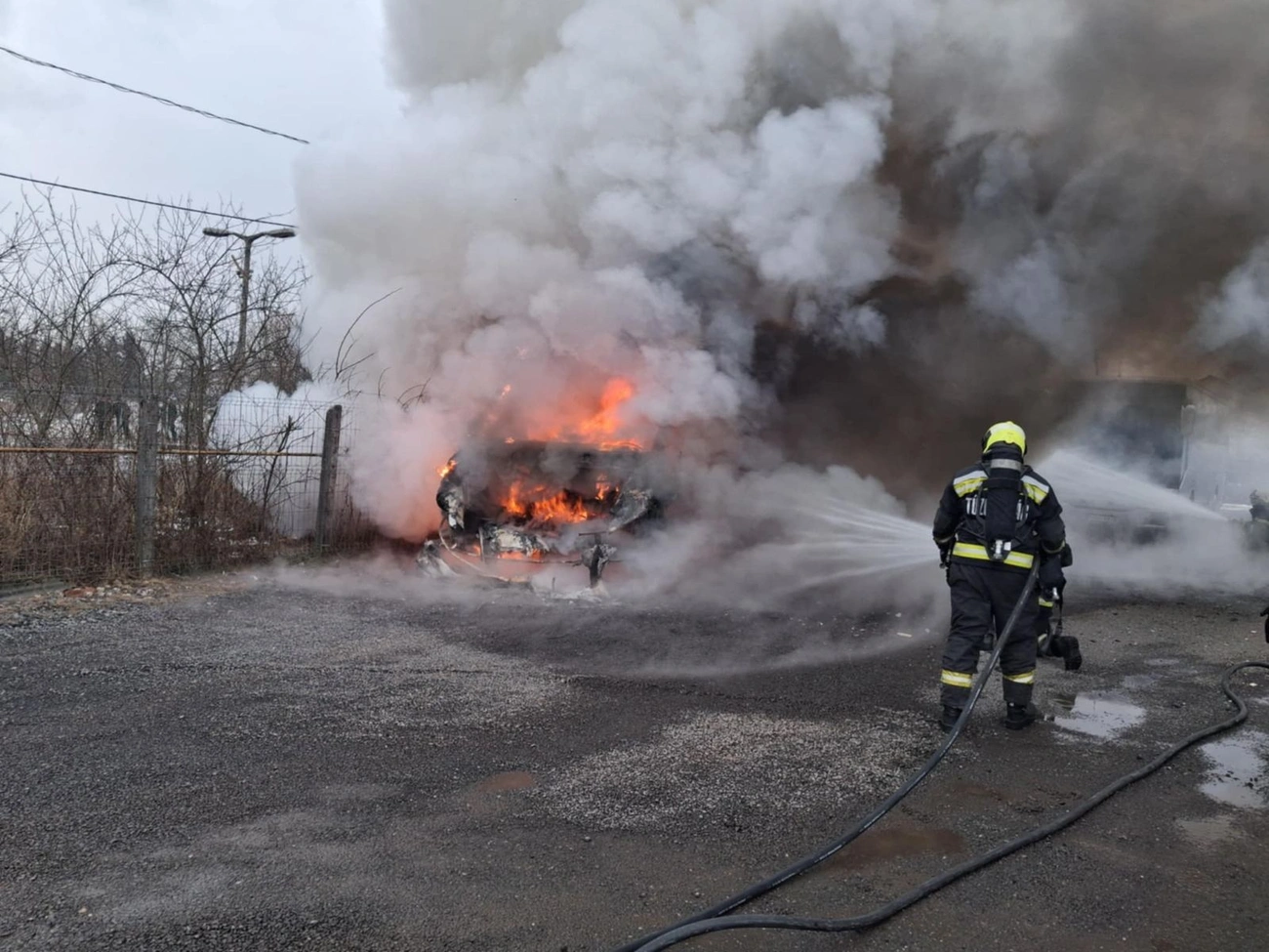 Busz égett Kazincbarcikán