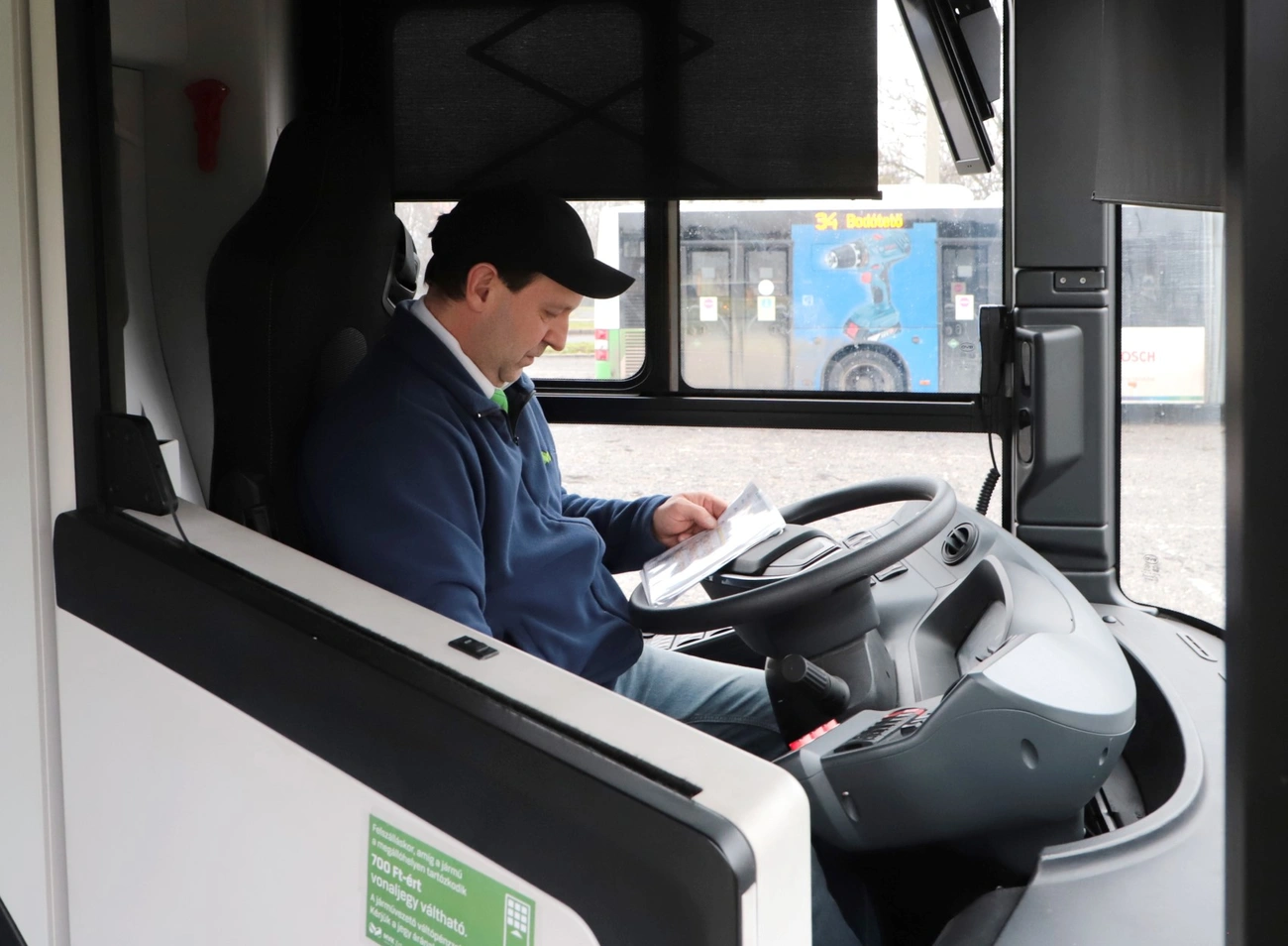 Busztesztelés a Kocsonyafesztivál idején, MVK. Fotó: Mocsári László