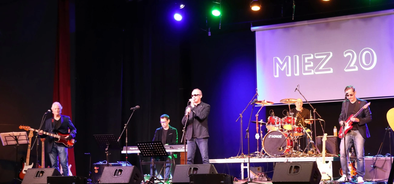 Miskolci Illés Emlékzenekar 20 éves. Fotó: Facebook