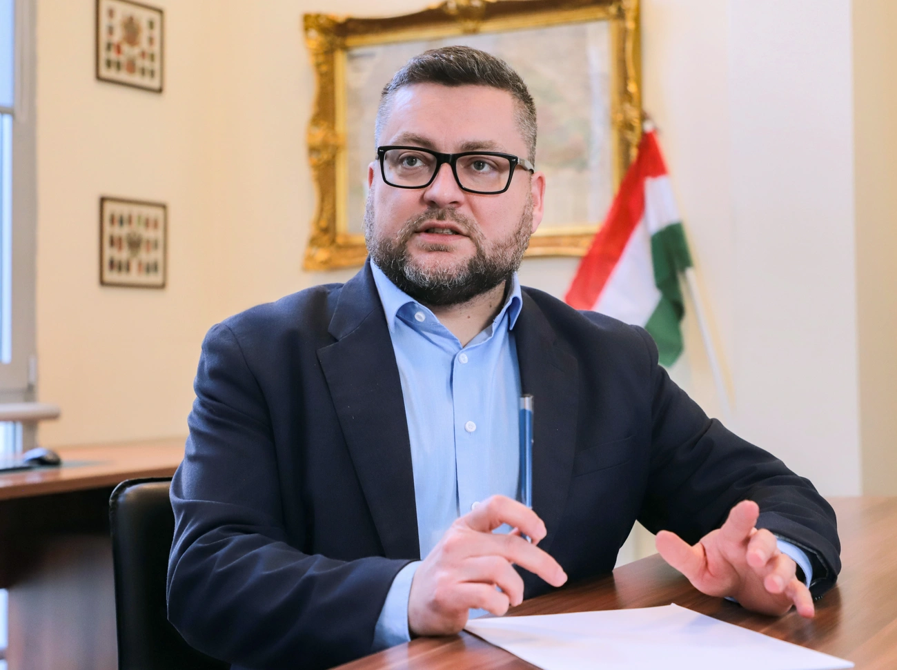 Bajusz Gábor (Fidesz) frakcióvezető szerint megsértődött a Tisza Párt elnöke. Fotó: Mocsári László