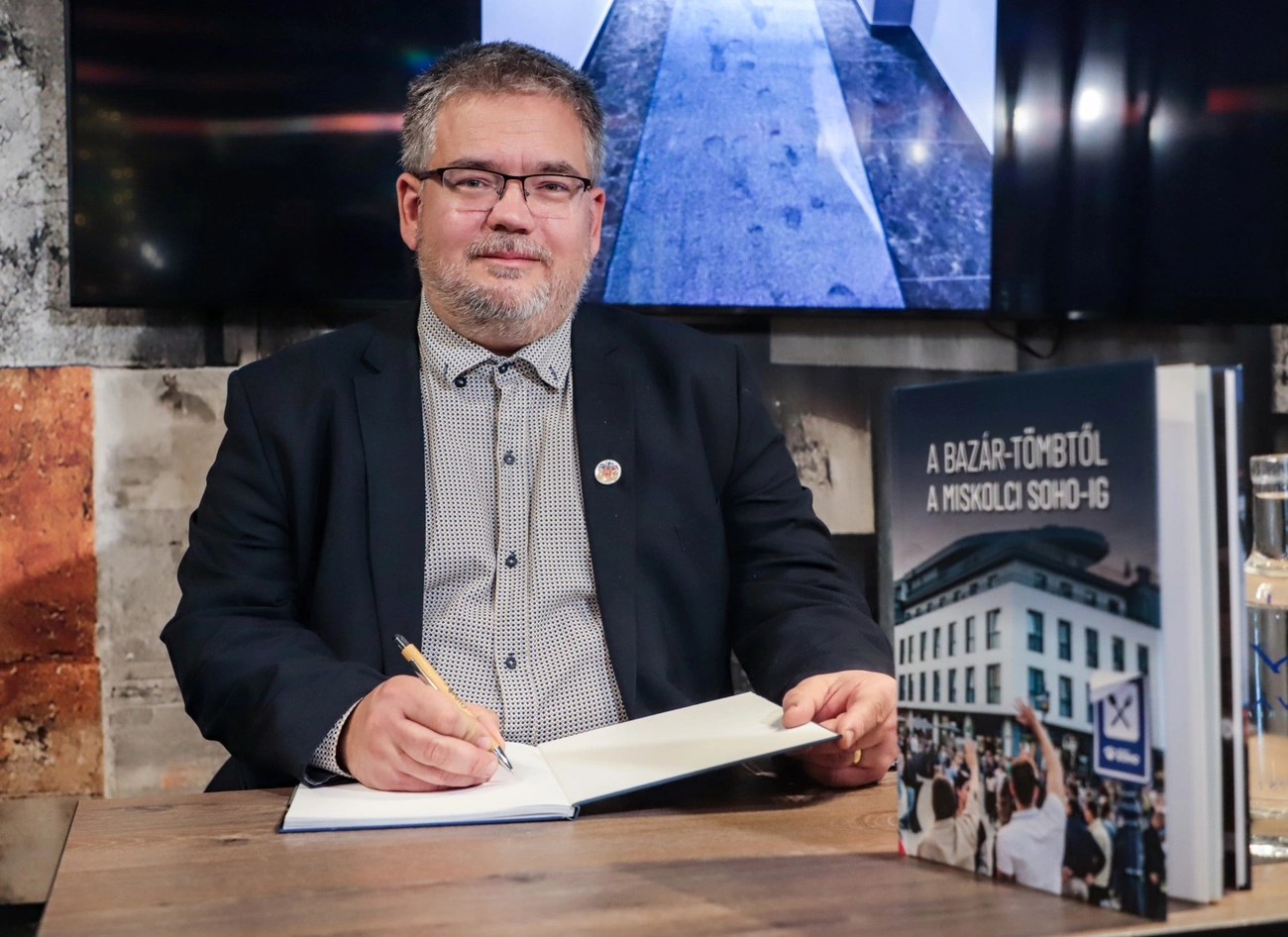 Reiman Zoltán könyvbemutató. Fotó: Mocsári László