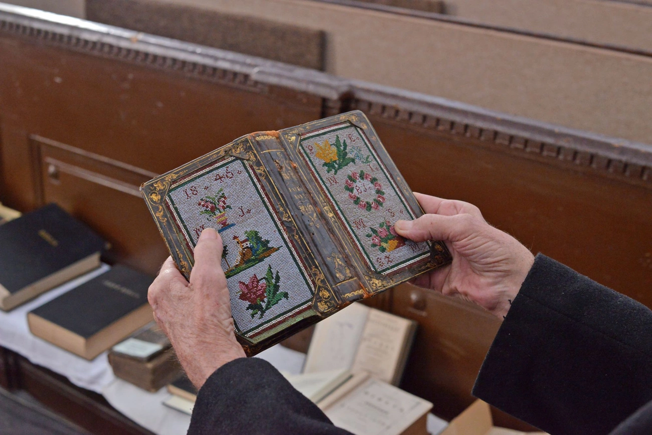 Bibliakiállítás a Kossuth utcai templomban. Fotó: Osztie Tibor