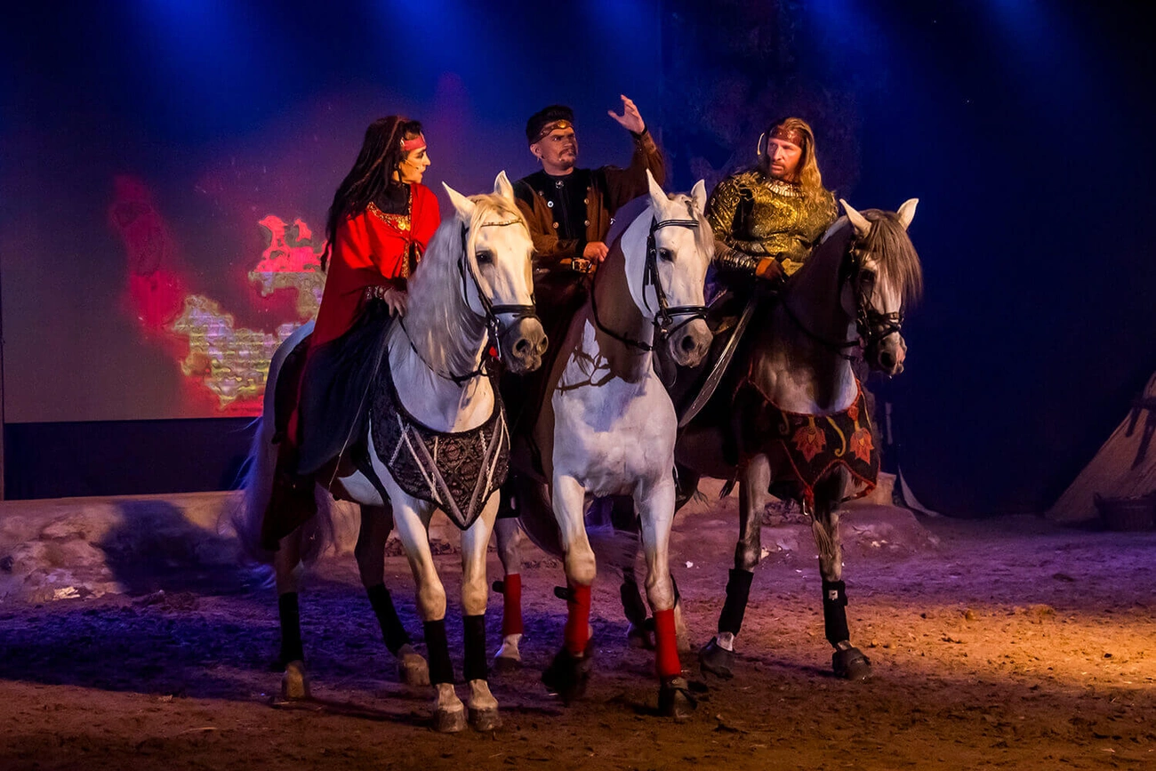 MKK Lovasszínház kezdő