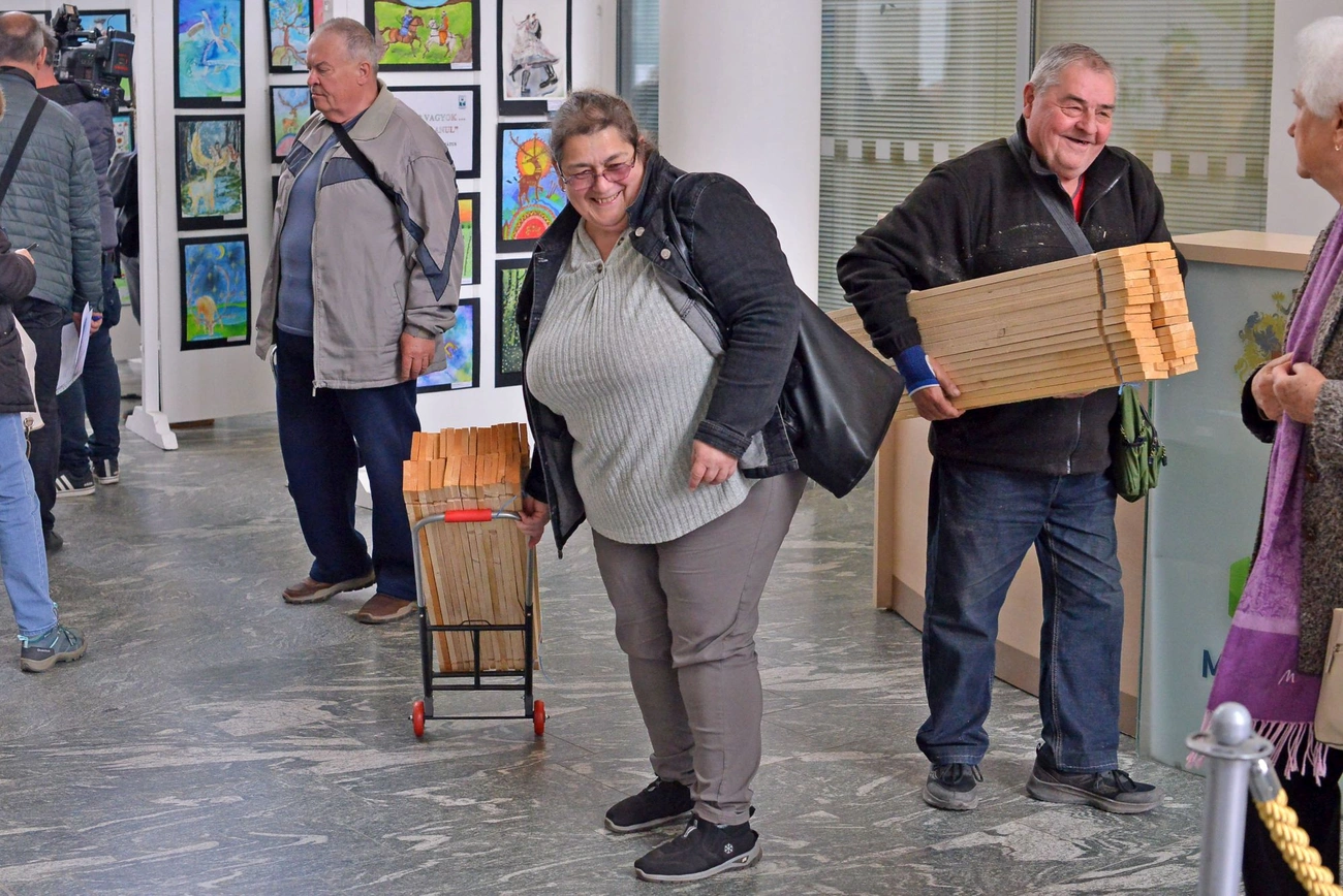 komposztkeretosztás, Fotó: Osztie Tibor