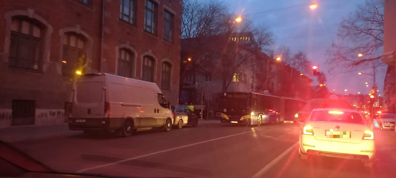 baleset Miskolc belváros