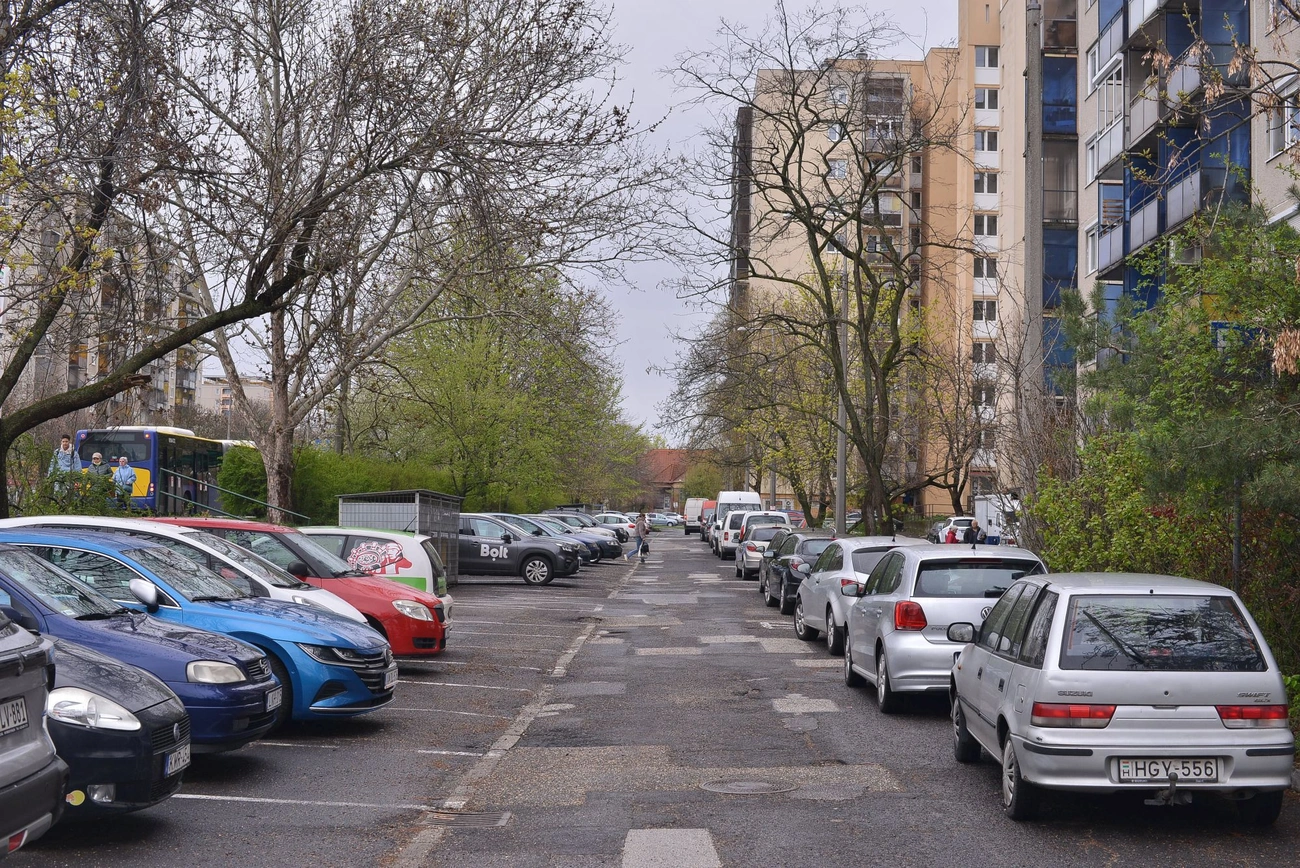 parkolóbővítés az Avason. Fotó: Osztie Tibor
