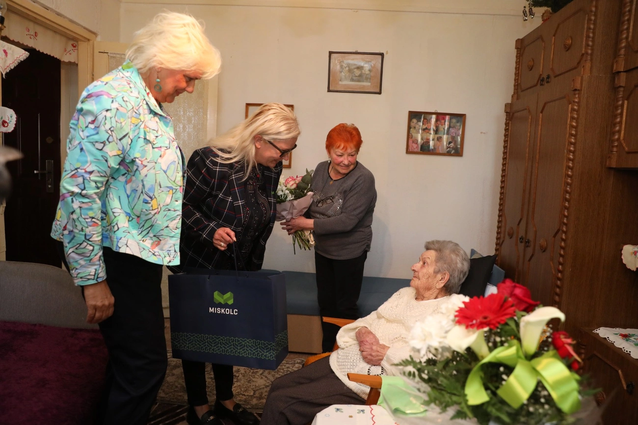 szepkoru_koszontese_260519ja-3.JPG