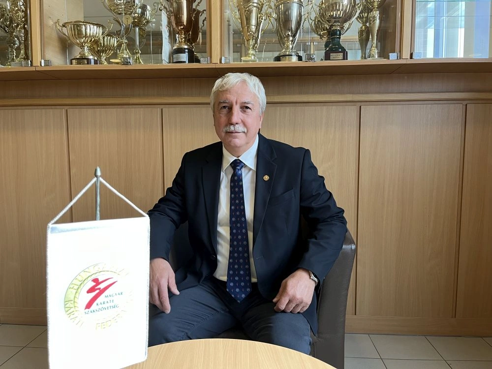 dr-meszaros-janos-karate-szovetsegi-elnok.jpg