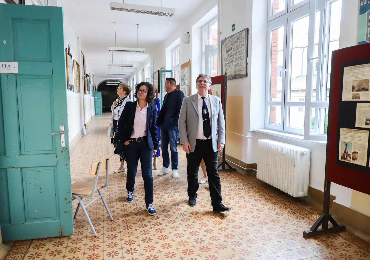 Megújult tantermeket adtak át a Földes Ferenc Gyakorló Gimnáziumban. Fotó: Mocsári László