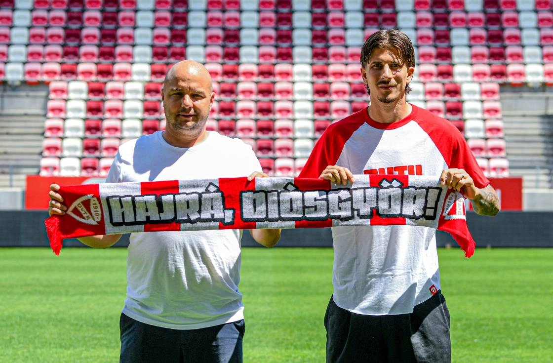 Vincze Richárd sportigazgató és Szabó Balázs. Fotó: DVTK