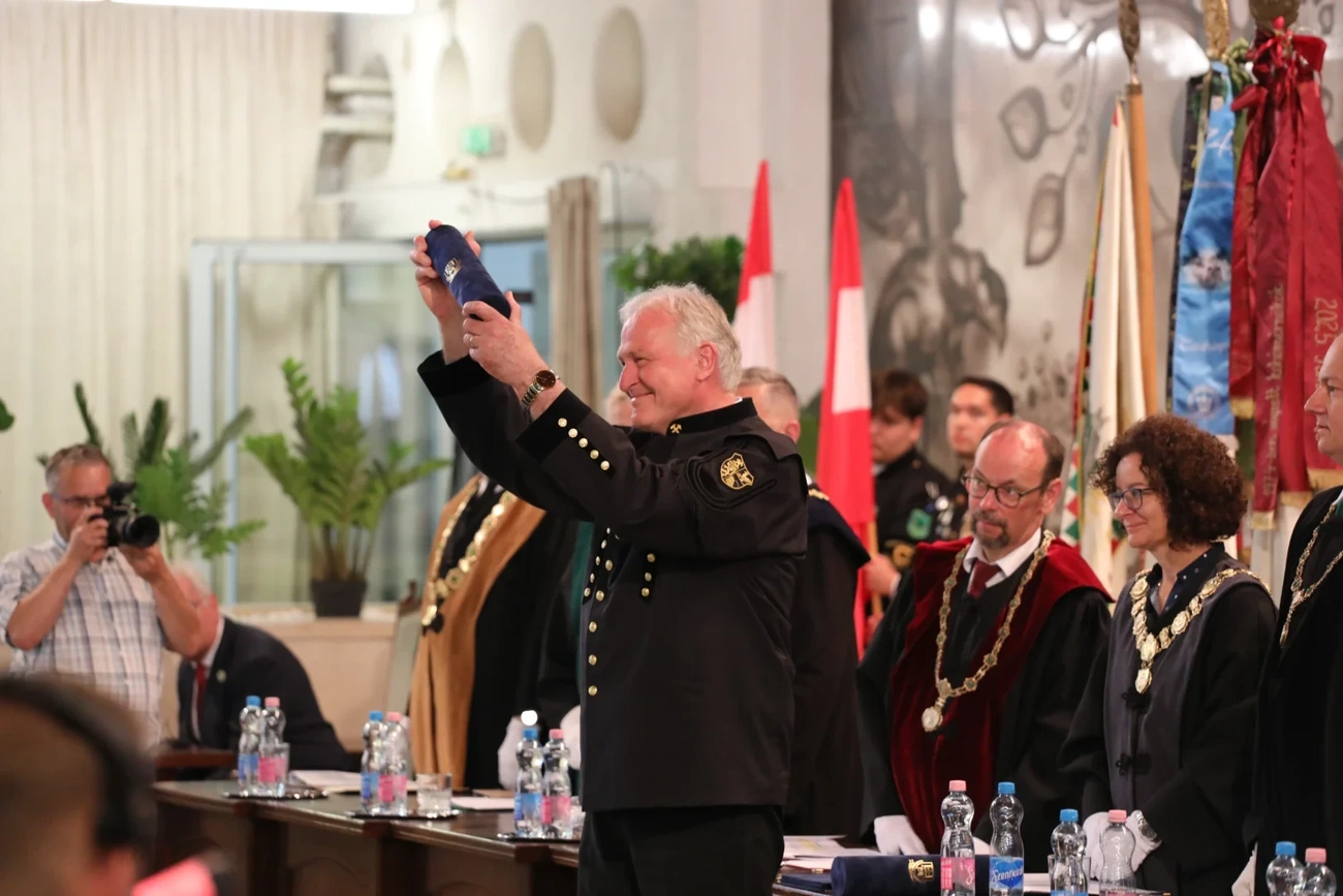 Peter Moser díszdoktori címet vett át a Miskolci Egyetemen. Fotó: Miskolci Egyetem