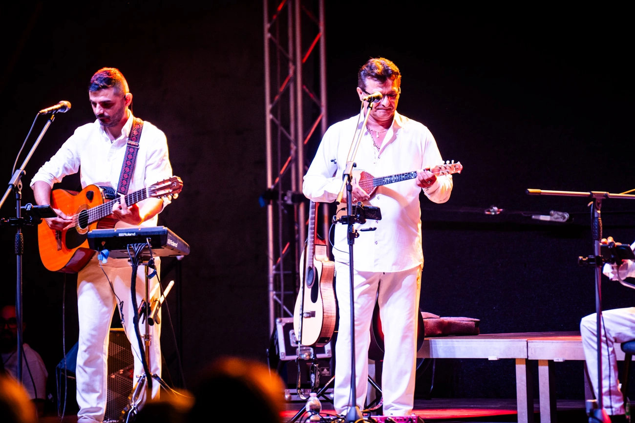 Parno Graszt koncert a Csengey-kertben. Fotó: Horváth Csongor