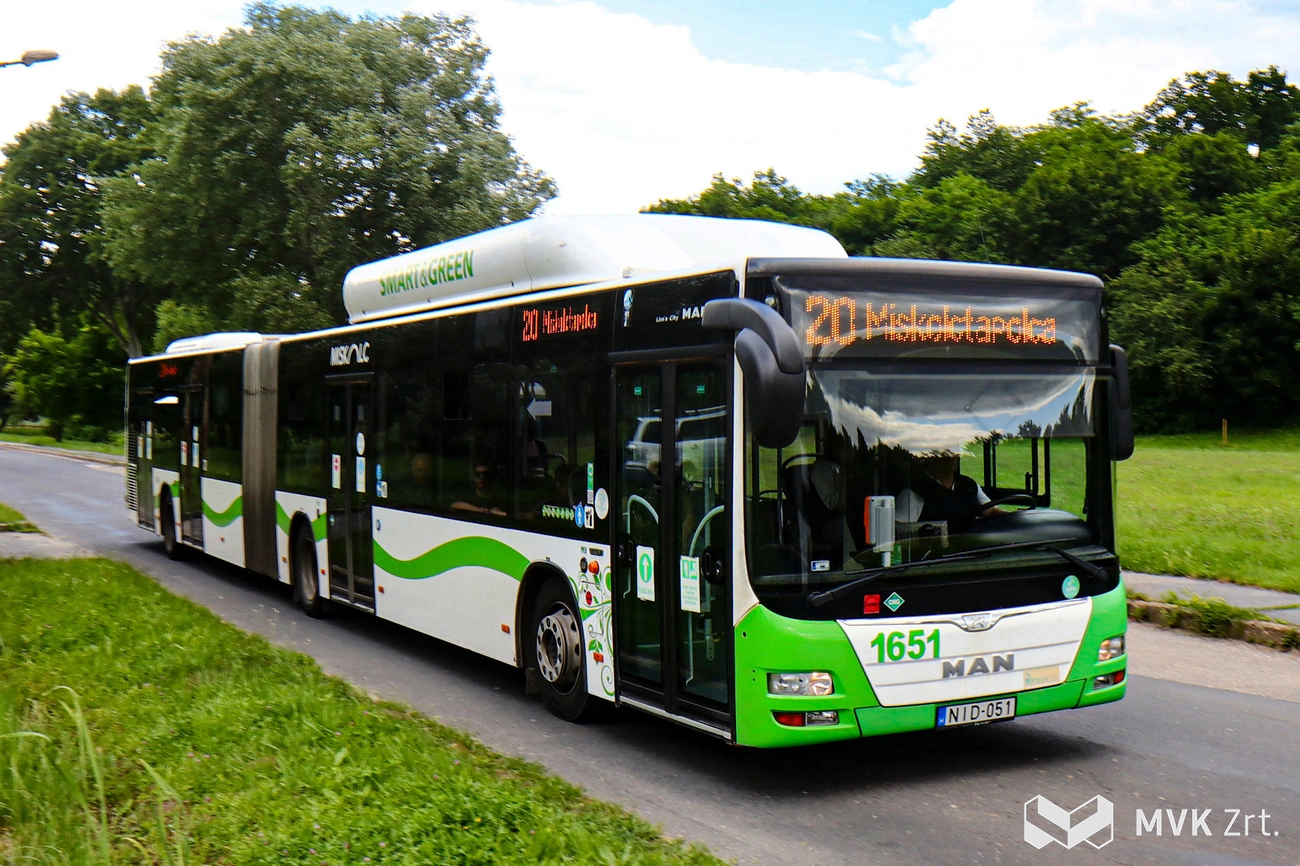 busz_20_tapolca_mvk.jpg