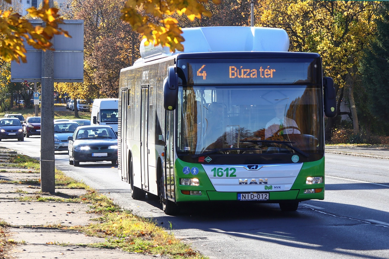 4-es busz. Fotó: MVK
