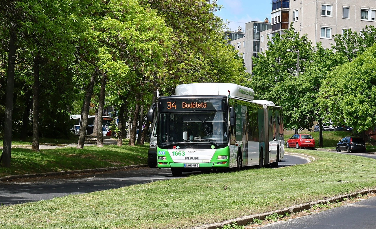 34-es autóbusz. Fotó: MVK