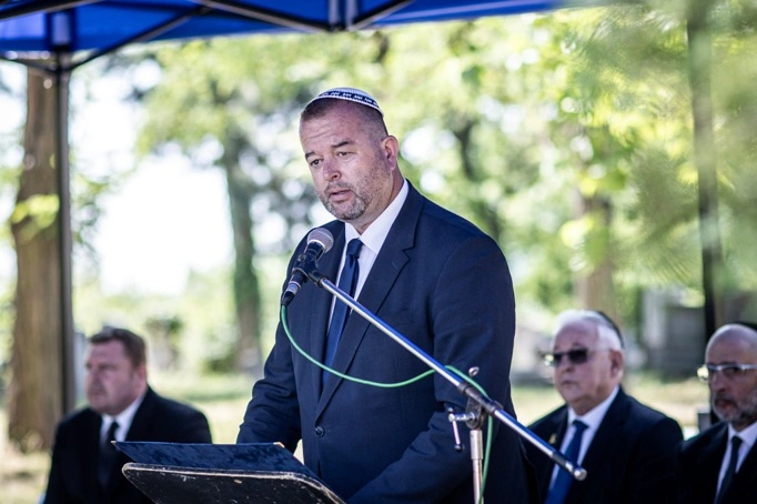 Holokauszt megemlékezés az avasi izraelita temetőben