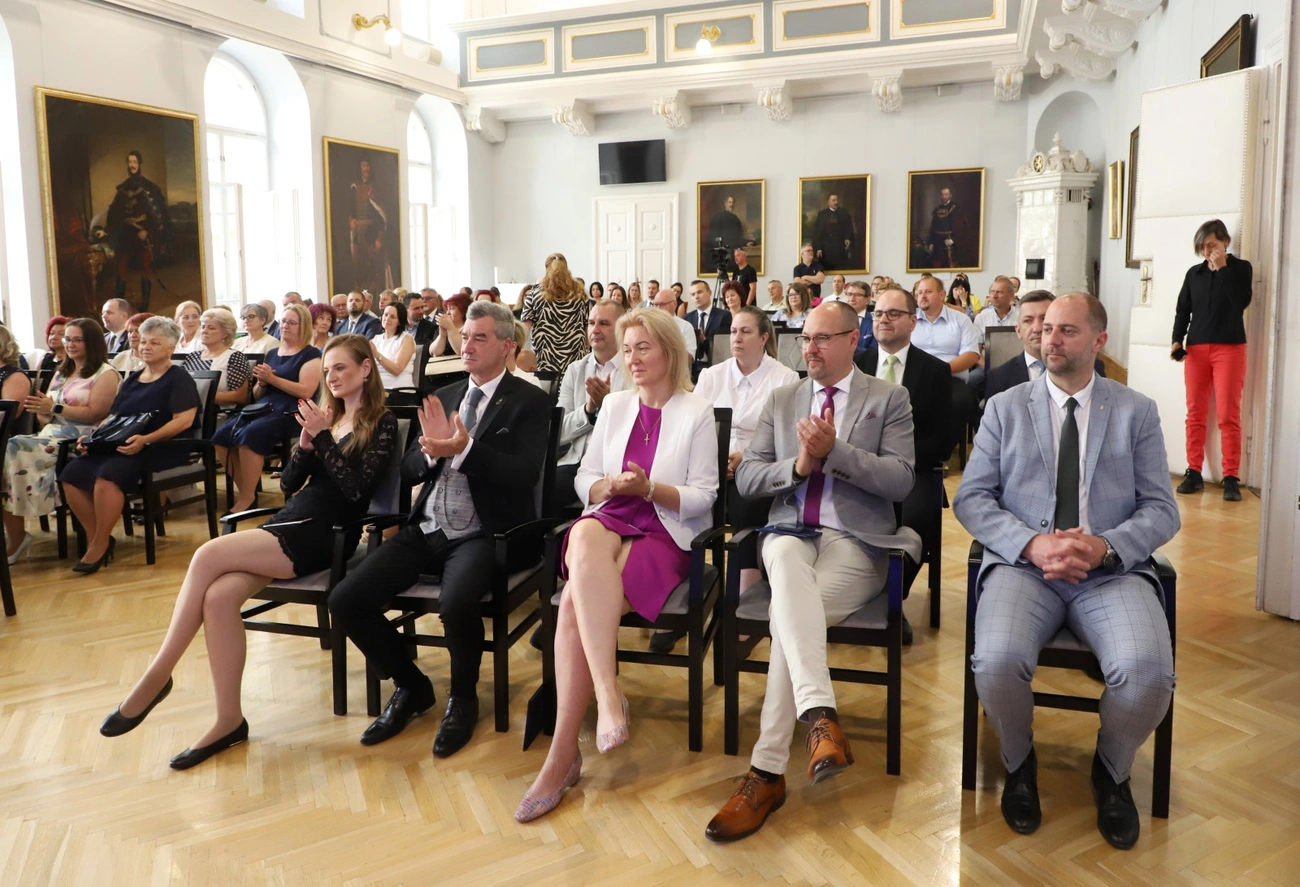 Díjátadó a Közszolgálati Tisztviselők Napján a vármegyeházán