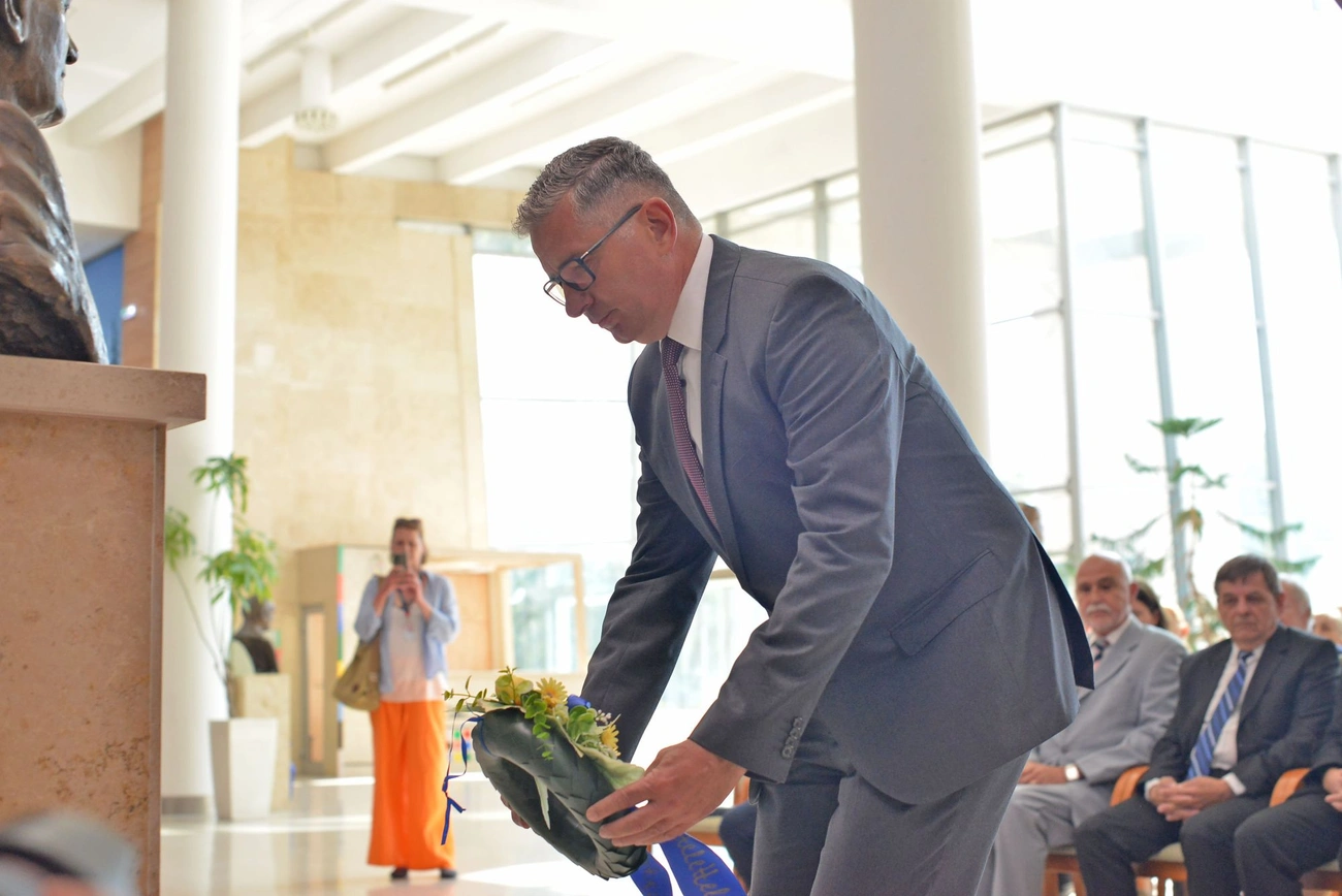 Ünnepélyes szoboravatás, Czibere Tibor bronz mellszobra