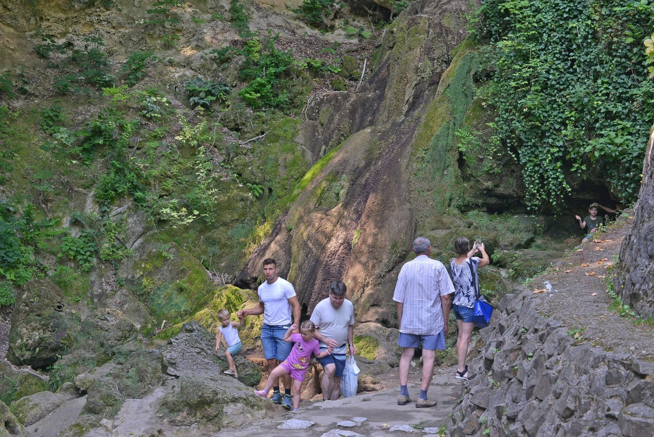 Nem esik a vízesés