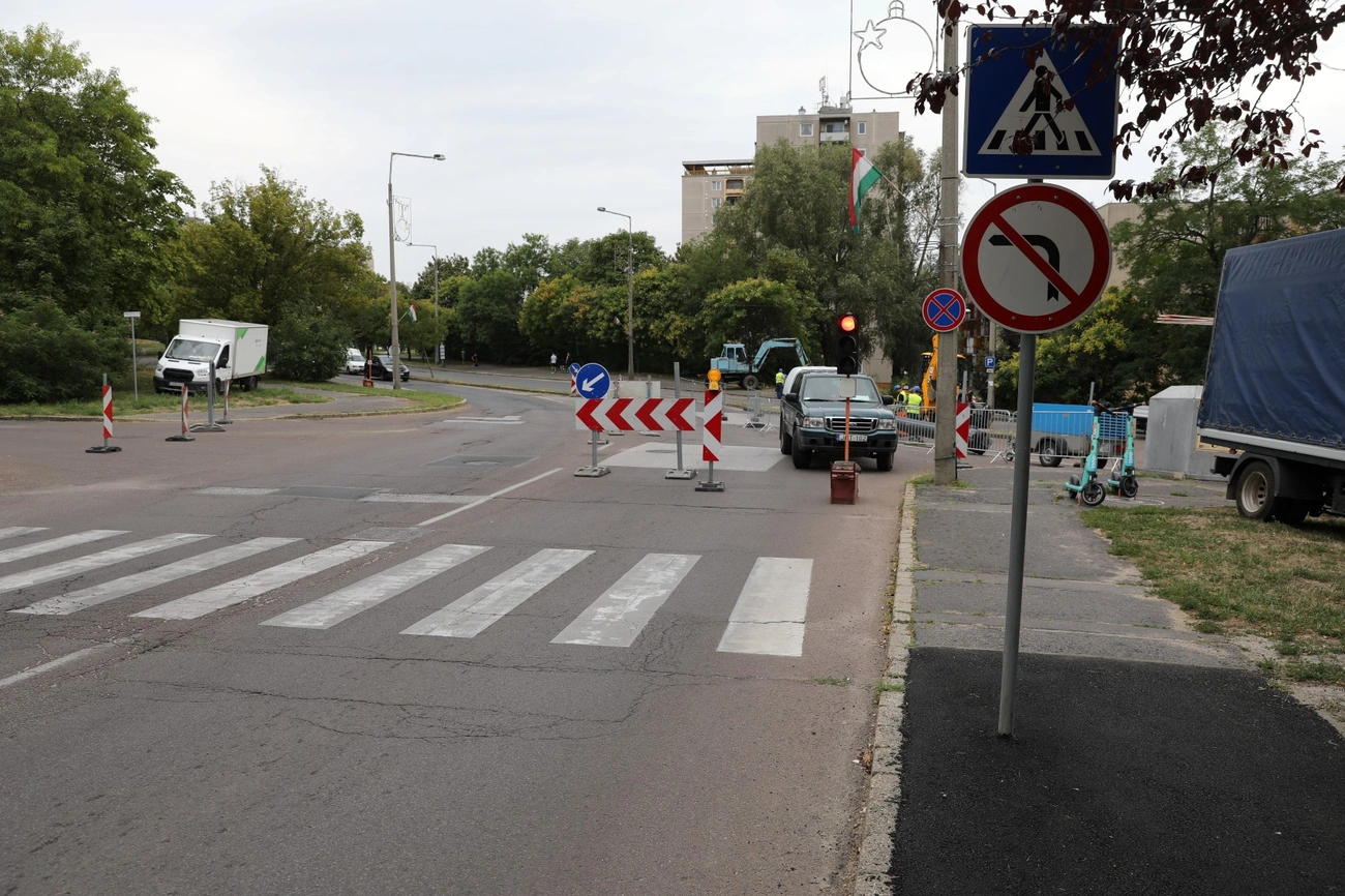 Csőcsere a Klapkán