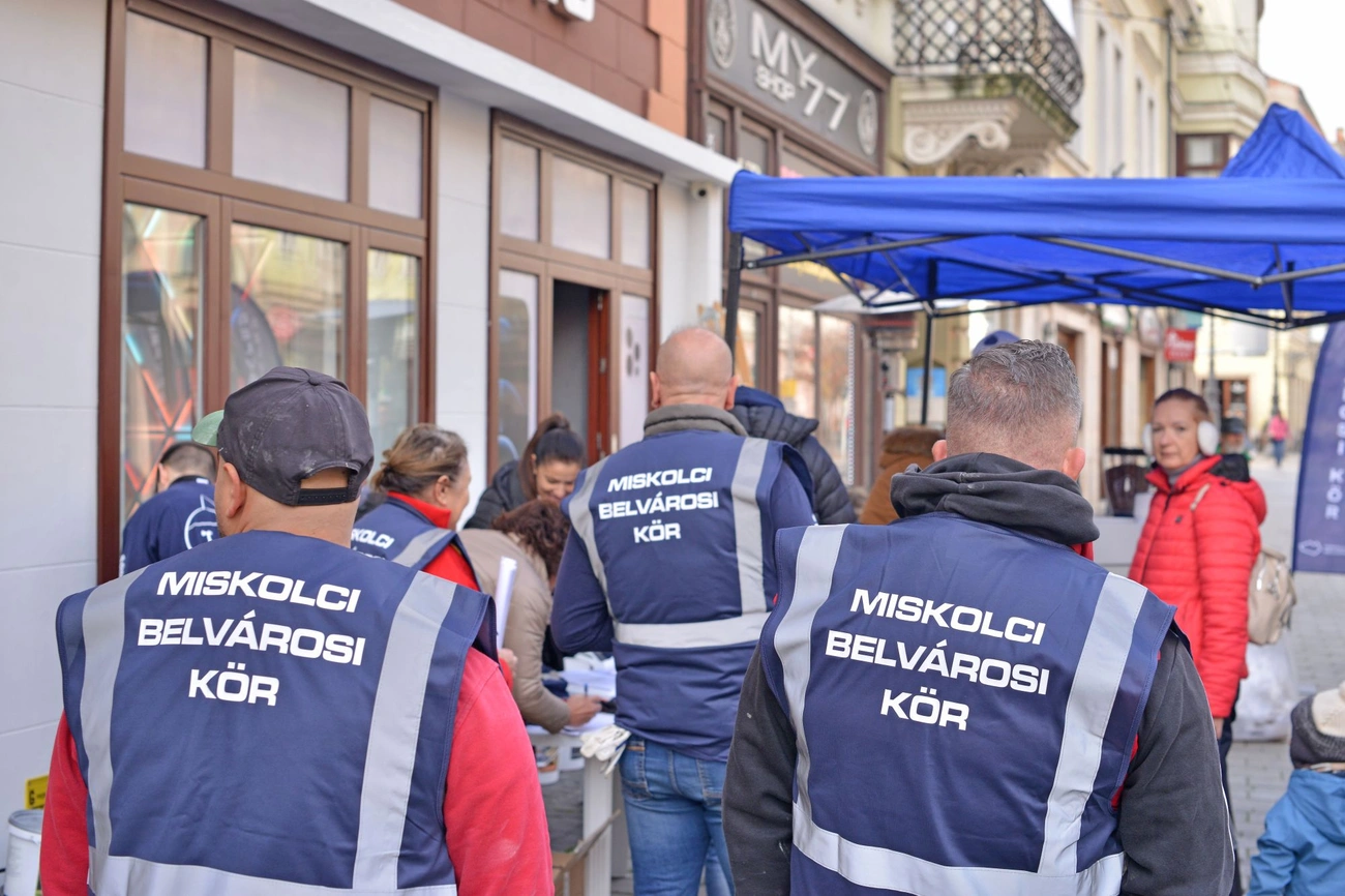 Belvárosi kapualj festés