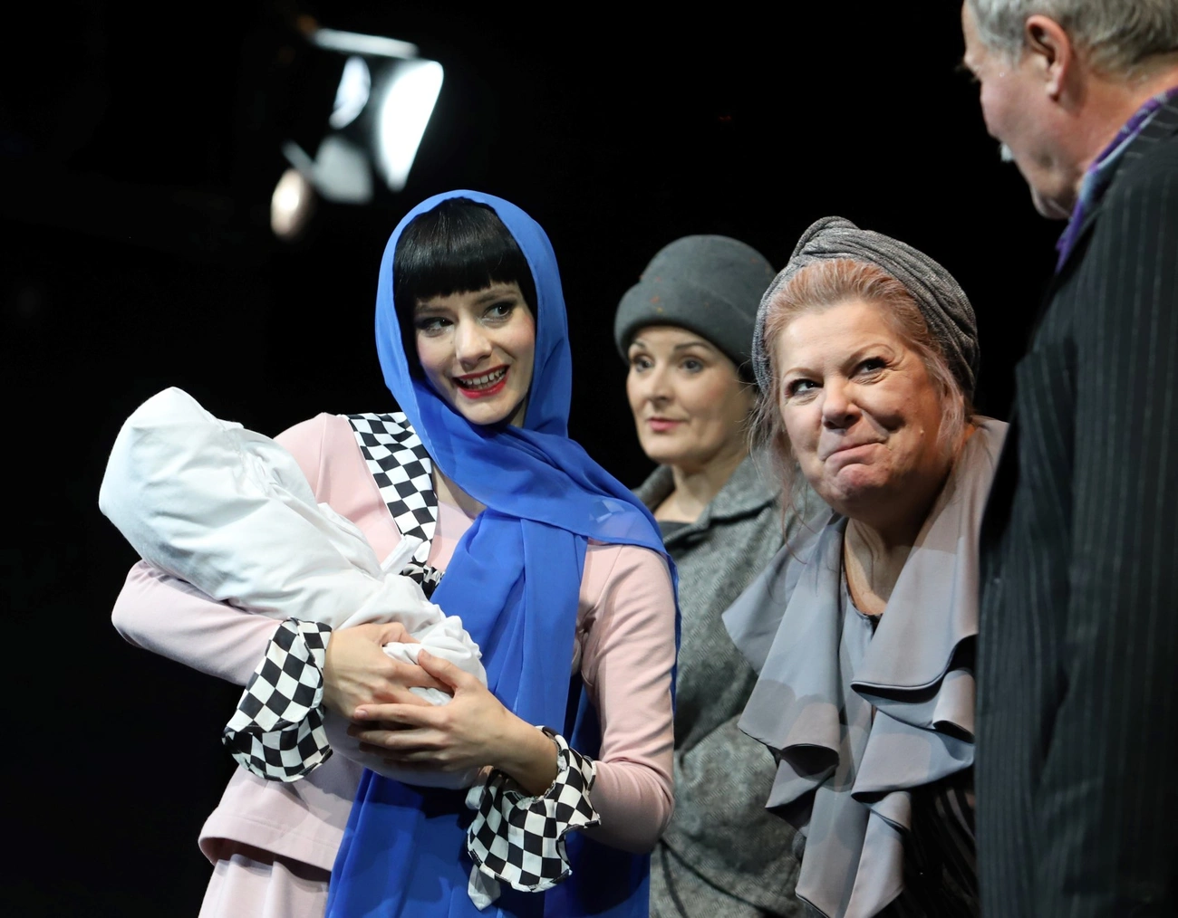 Máli néni - komédia a Kamaraszínházban