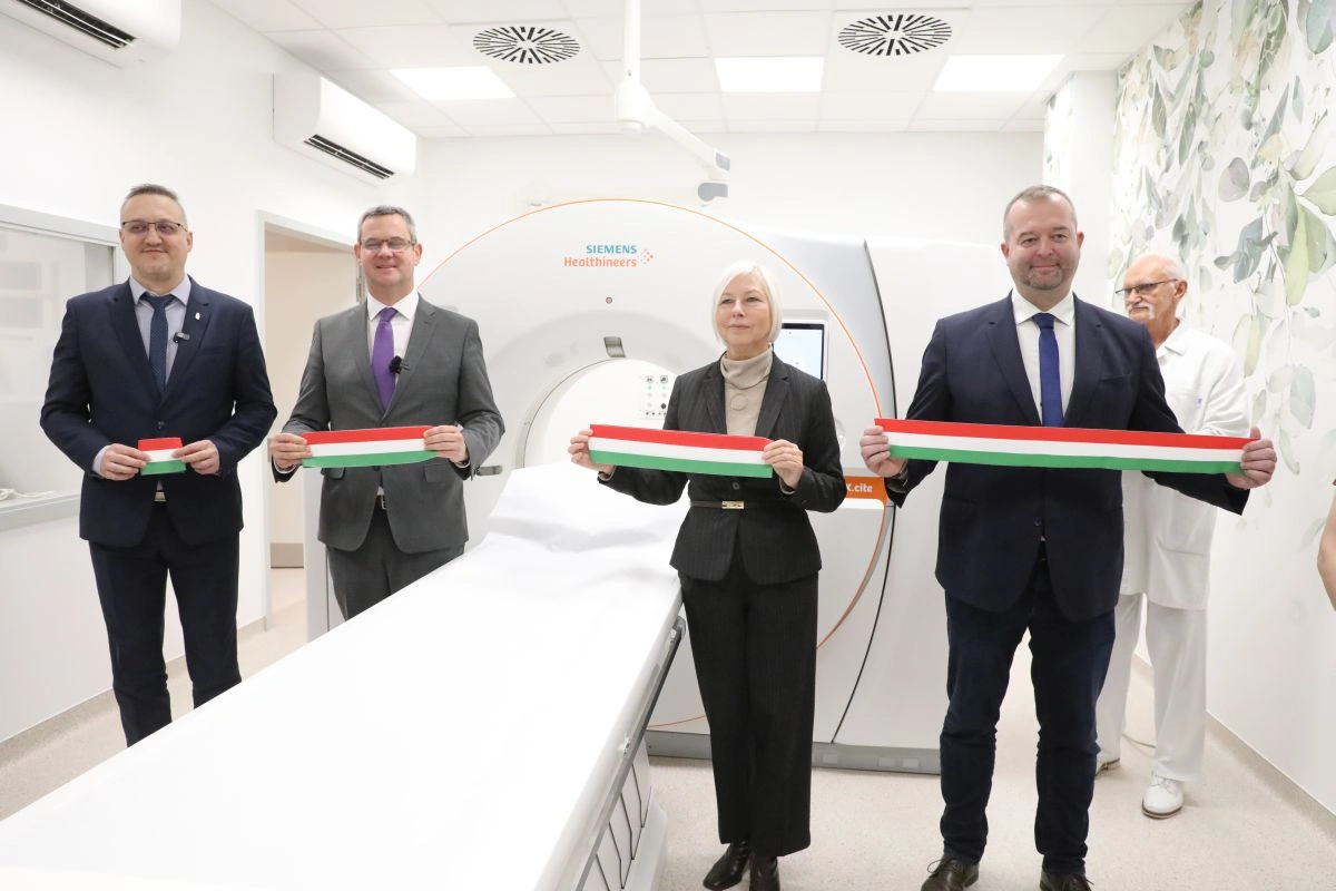Új CT gép érkezett a megyei kórházba. Fotó: Juhász Ákos