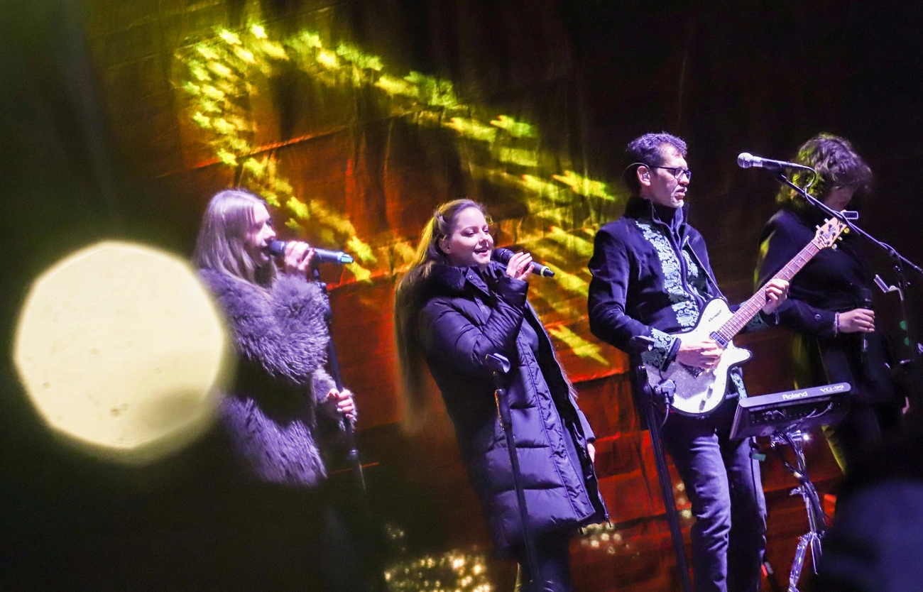 Adventi programok péntek este a Szent István téren