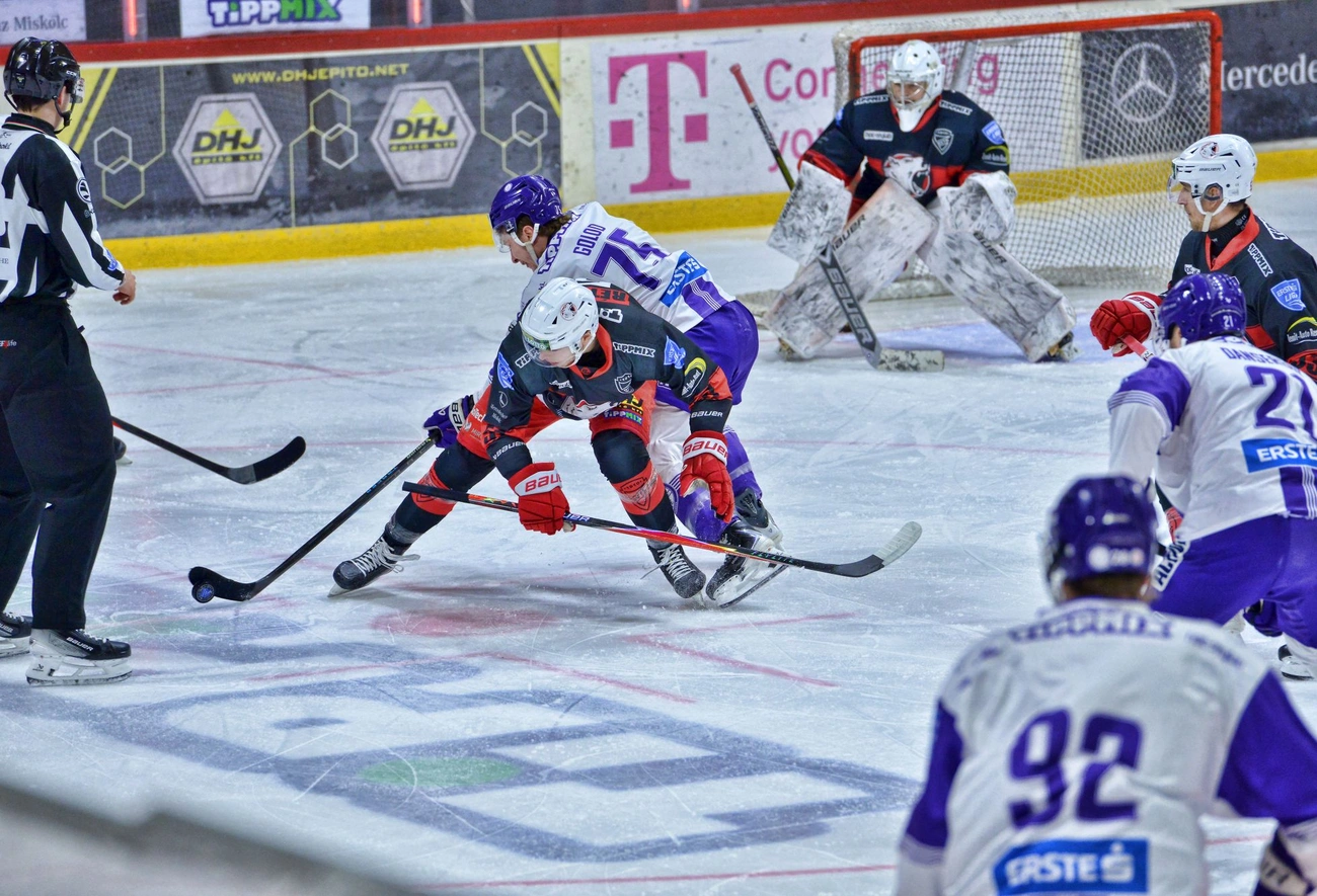 DVTK Jegesmedvék - UTE 2-4