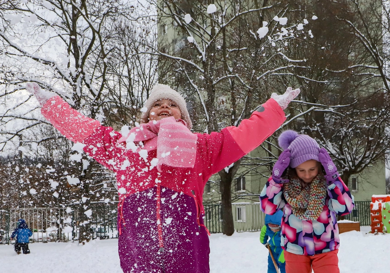 Hóember építés, szánkózás a Brunszvik oviban