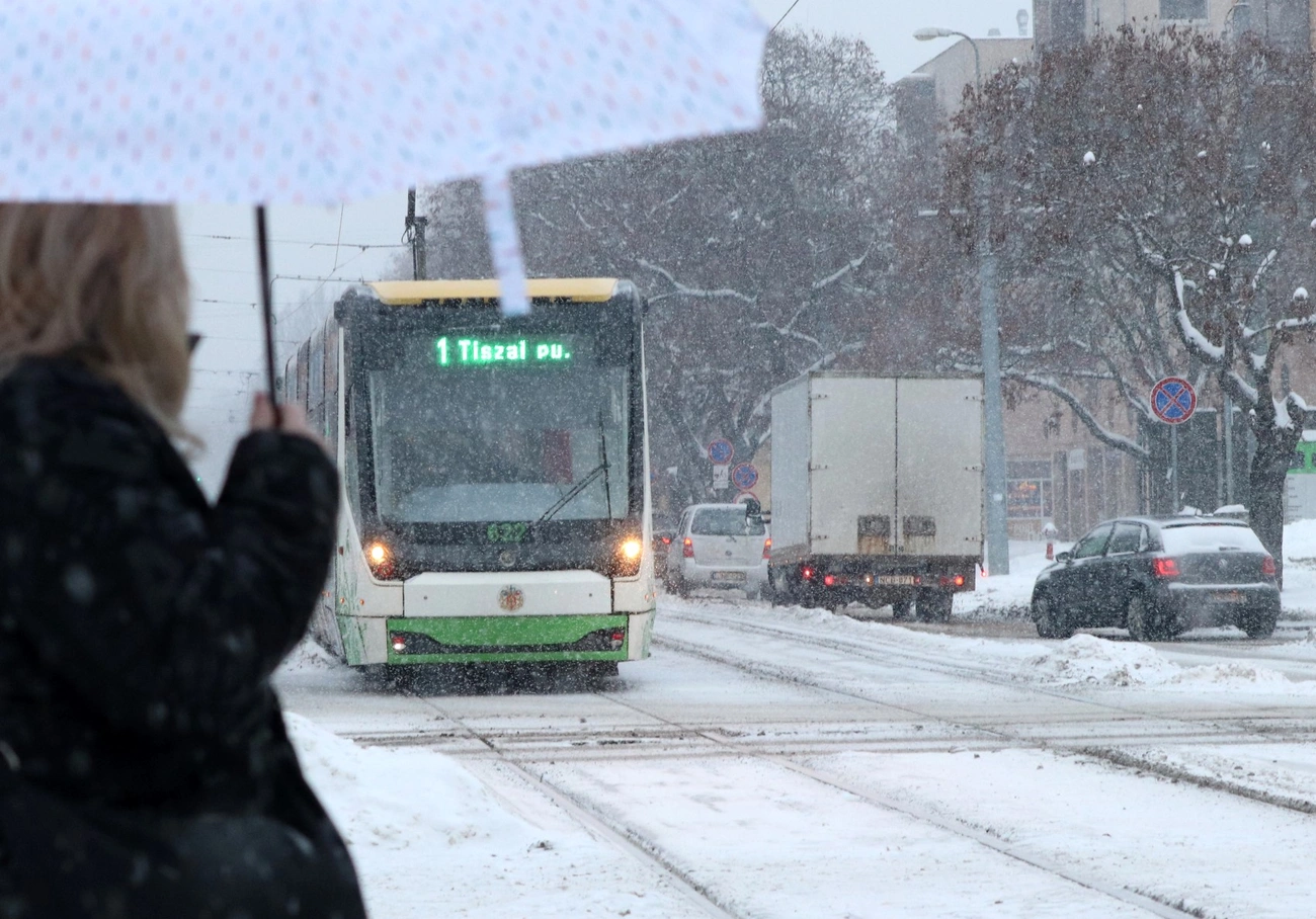 Újabb havazás érkezett kedden