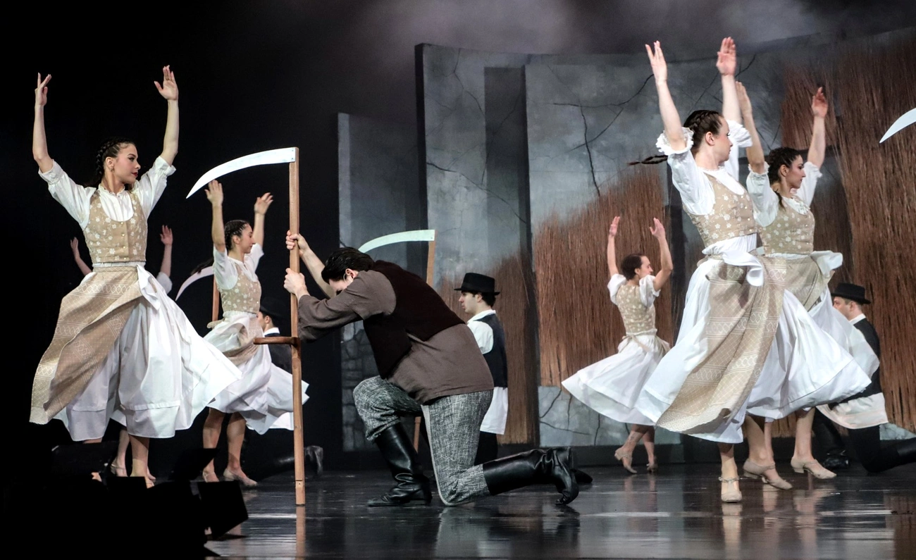 Toldi táncjáték a Kamaraszínházban