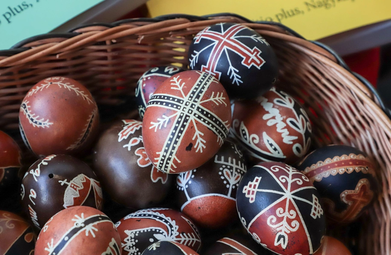 Hímestojás festés a Felvidék Házban