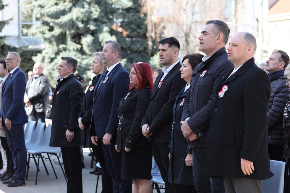 Március 15-ei megemlékezés a Szent István téren