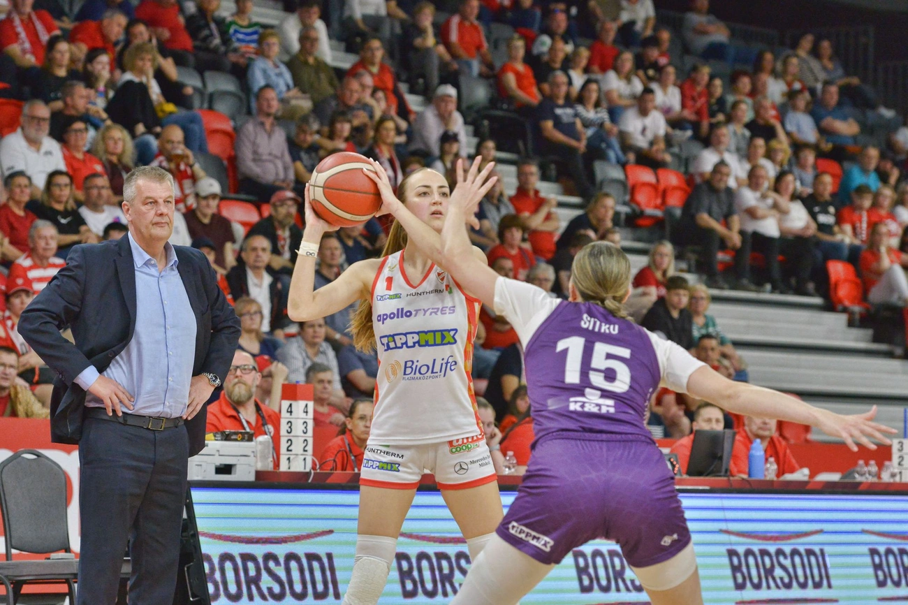 DVTK HUNTHERM - Sopron Basket 85-66