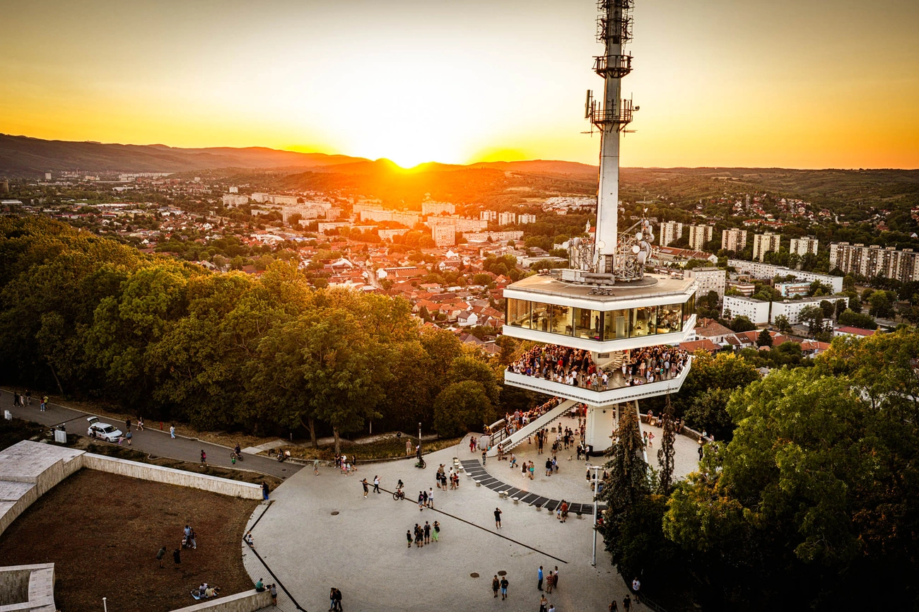 Napfogyatkozás 2026 az Avas kilátóból. Fotó: Horváth Csongor