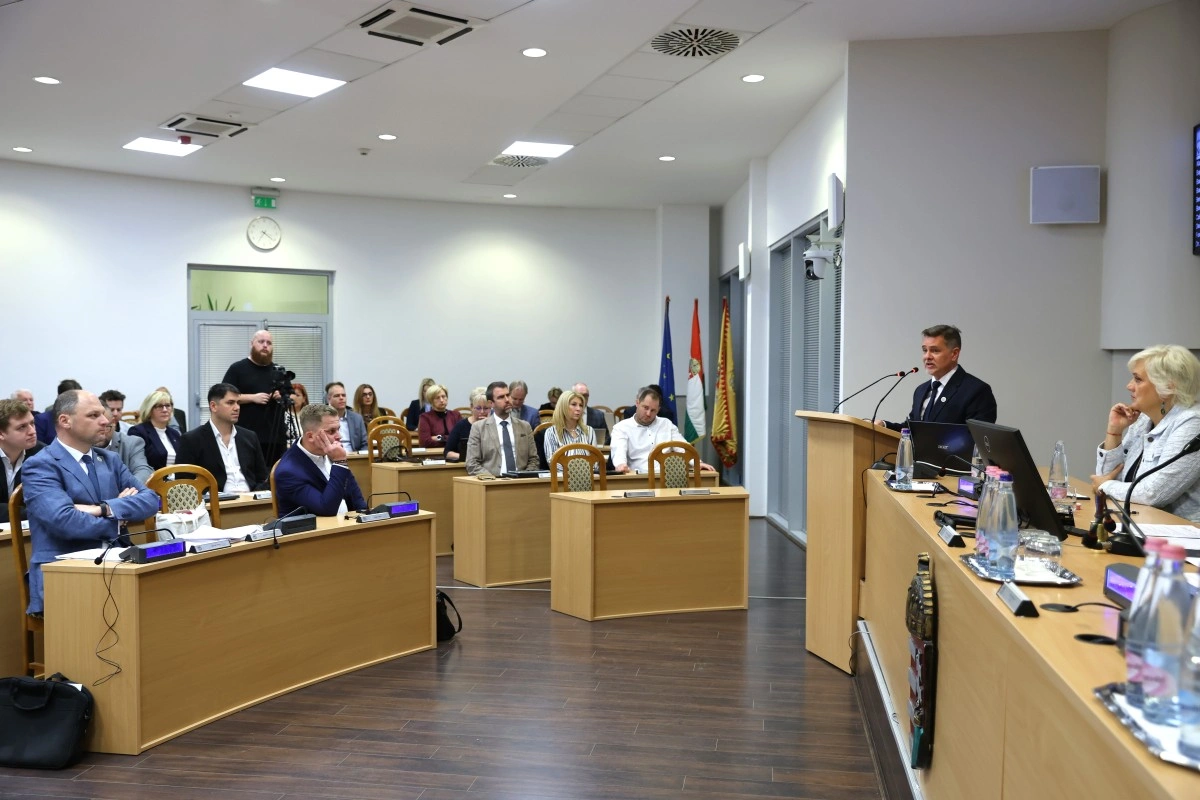 Októberi közgyűlés