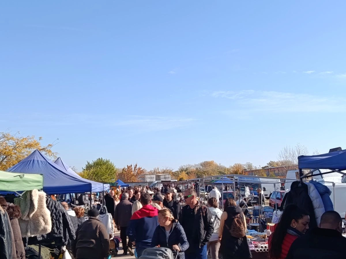 Zsarnai piacozás októberben. Fotó: Bónusné Nánási Regina