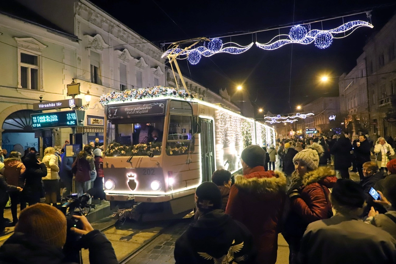 Adventi villamos 