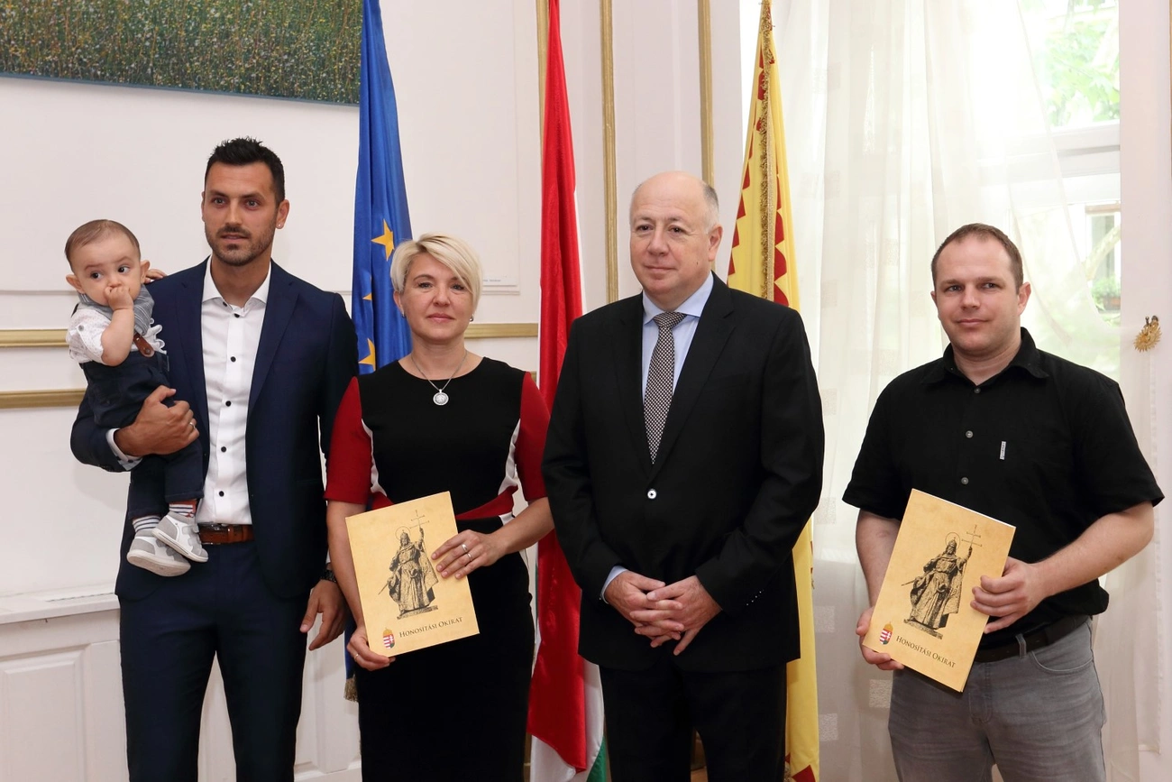 Állampolgársági eskü a városházán 
