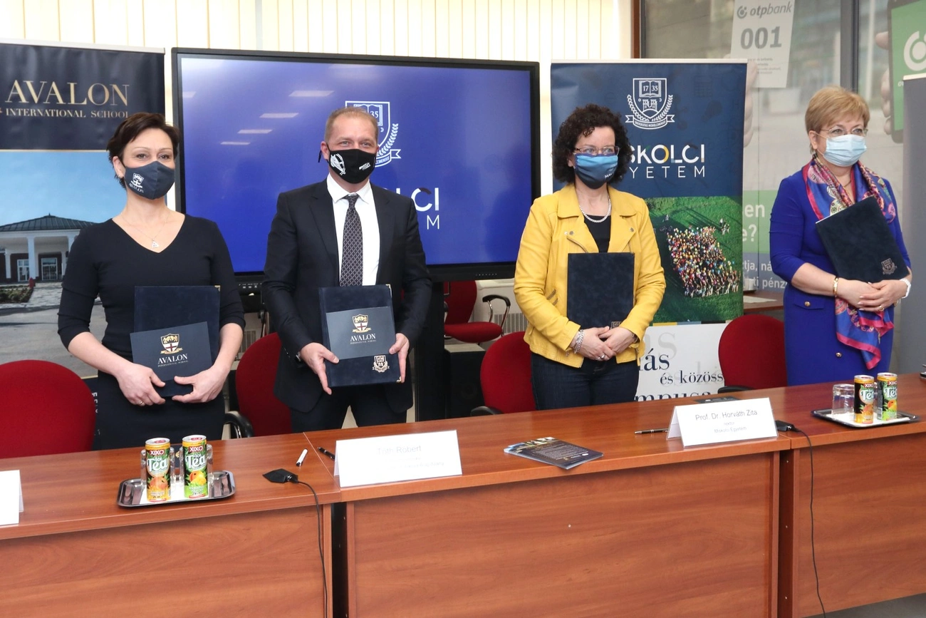 Együttműködési megállapodás a Miskolci Egyetem és az Avalon Nemzetközi Iskola között 