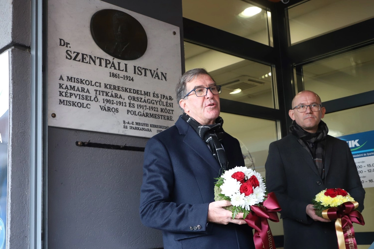 BOKIK kamarai nap - koszorúzások 