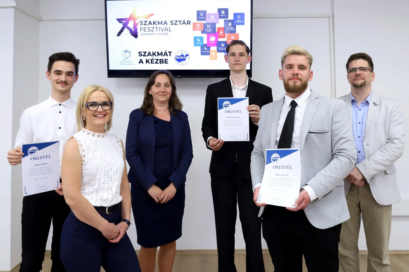 A szakmák sztárjainak köszöntése a BOKIK-székházban