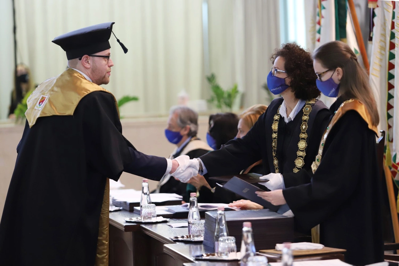 Diplomaátadó a Miskolci Egyetemen 