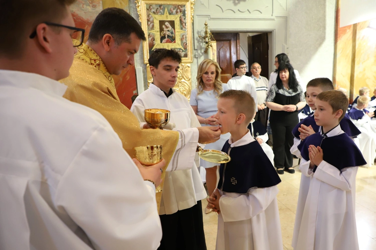 Elsőáldozás a Mindszenti templomban 