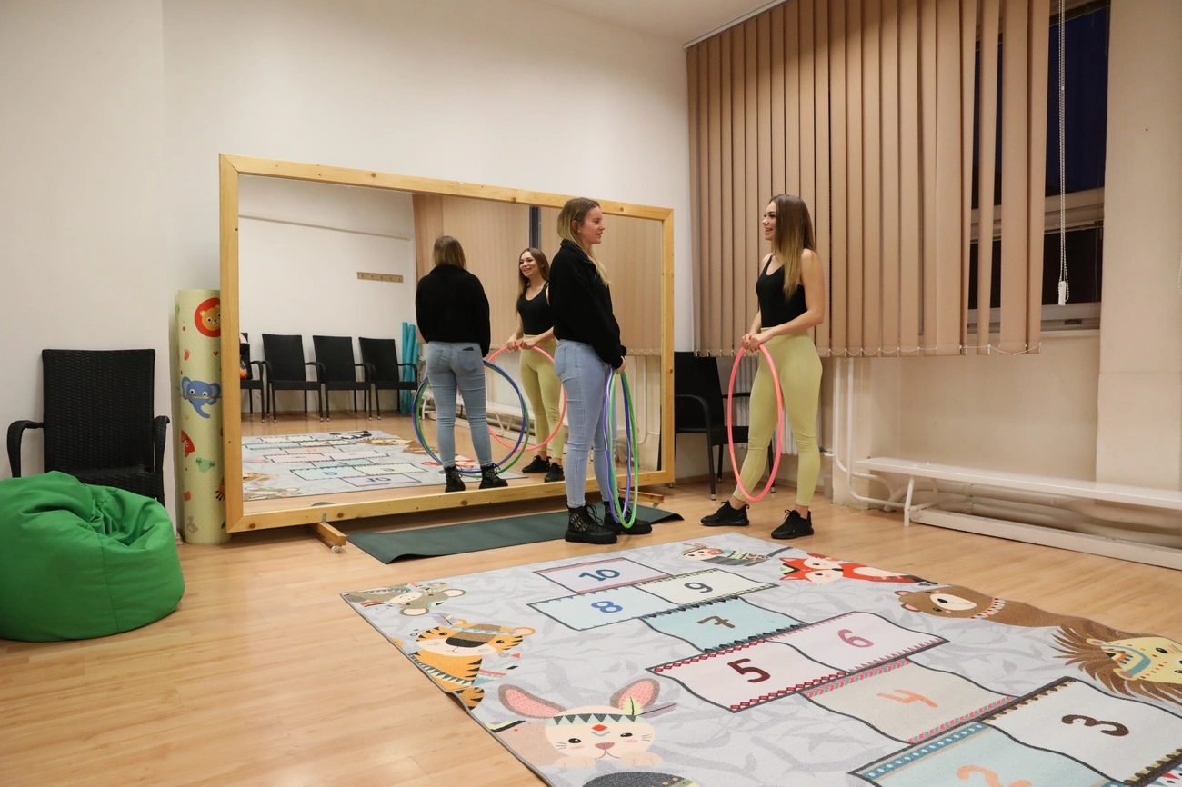 Új csoportszobákkal bővült az Ifiház 