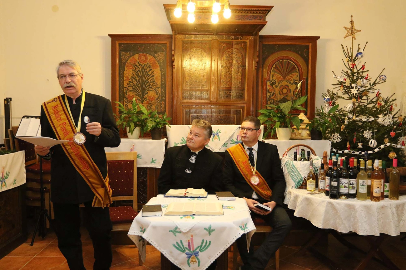 János-napi boráldás 