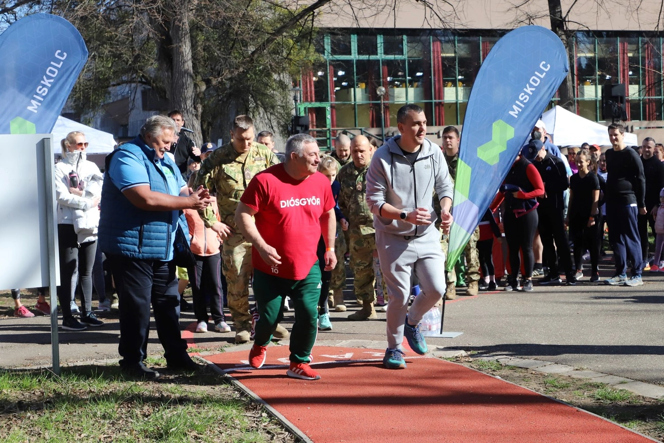 Jótékonysági futás Pannáért a Népkertben 