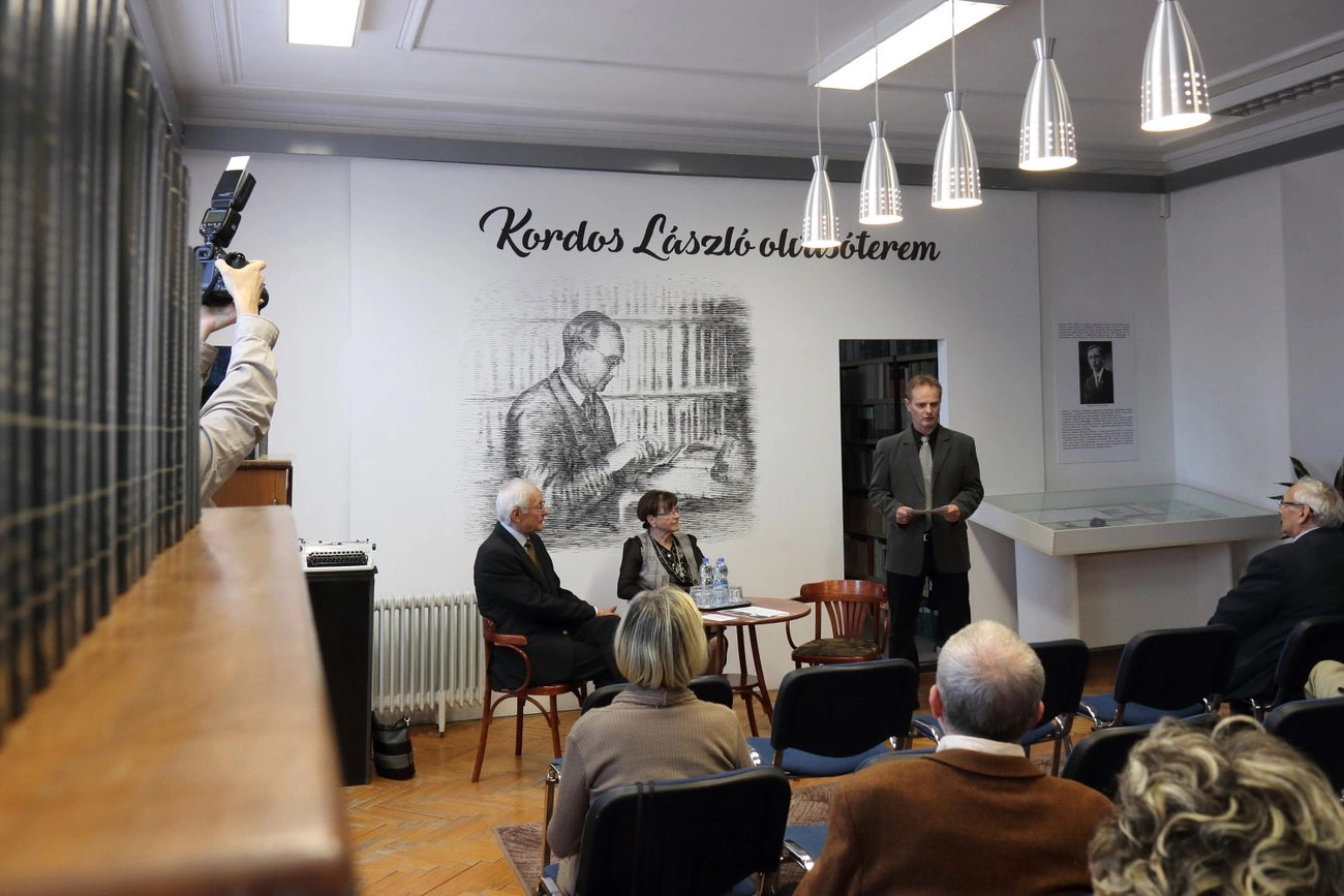 Kordos László olvasóterem avatása a Herman Ottó Múzeumban 