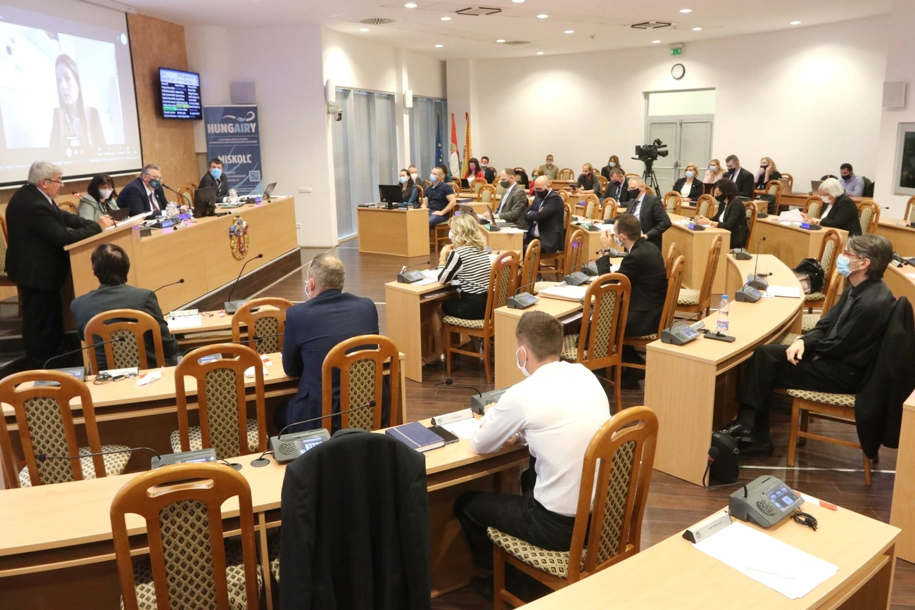 Ülésezett a képviselőtestület 